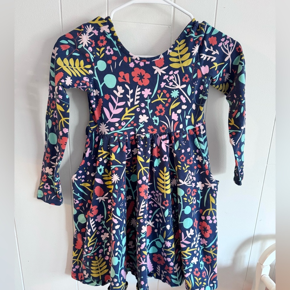 Hanna Andersson Celebration Skater Dress Long Sleeve Girls Size 8 Navy Floral - Picture 2 of 4